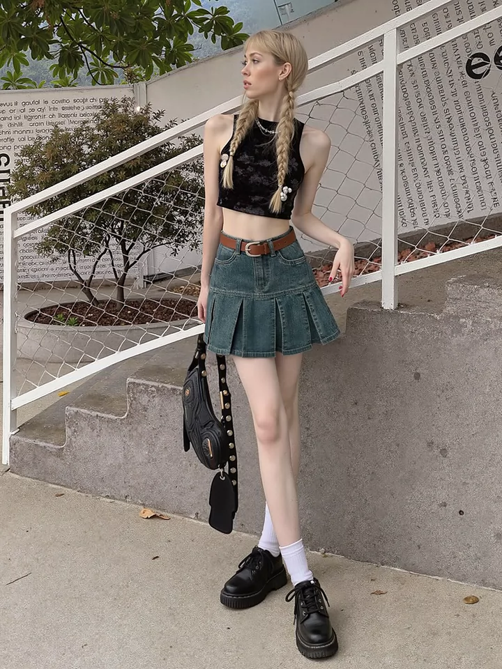 少女牛仔短裙示例